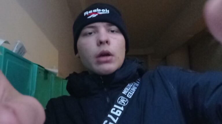 skolko-zarplata-na-pochte-v-spb